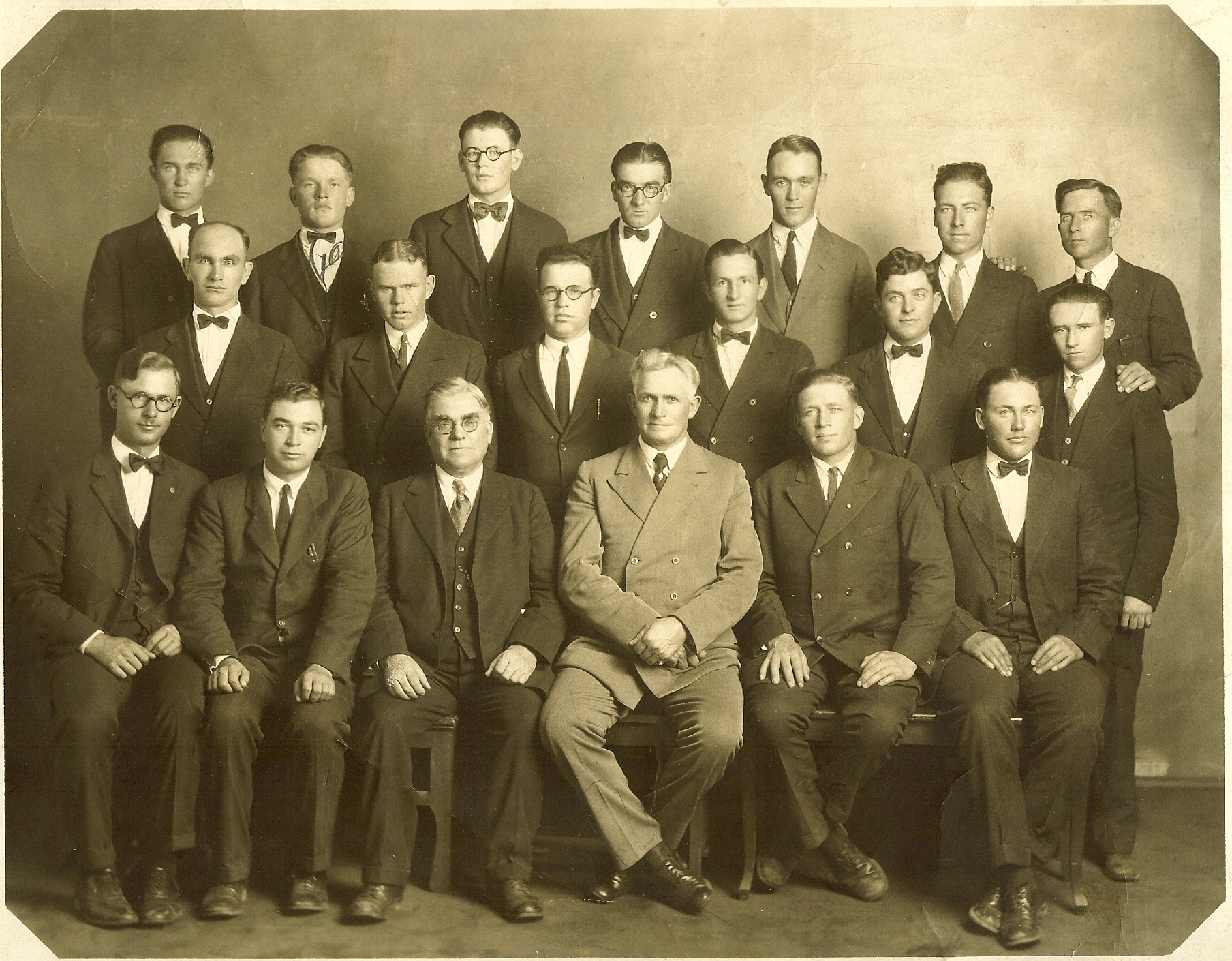 Missionaries from the Southern States Mission about 1926, Between 1925 October – 1927 November